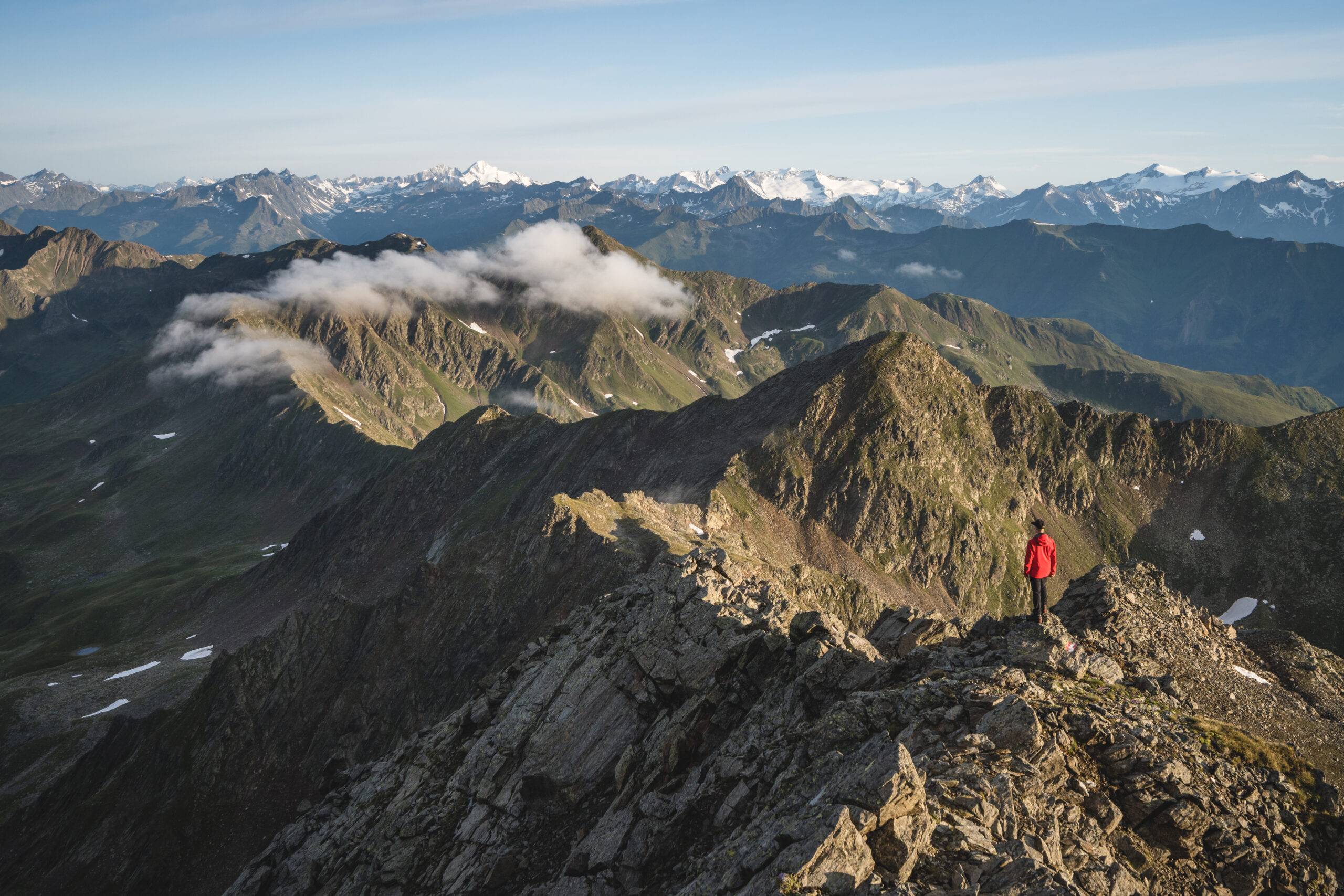 Sonnenaufgang Villgrater Berge_TVB Osttirol_Herdieckerhoff Thomas (www.germanadventurer